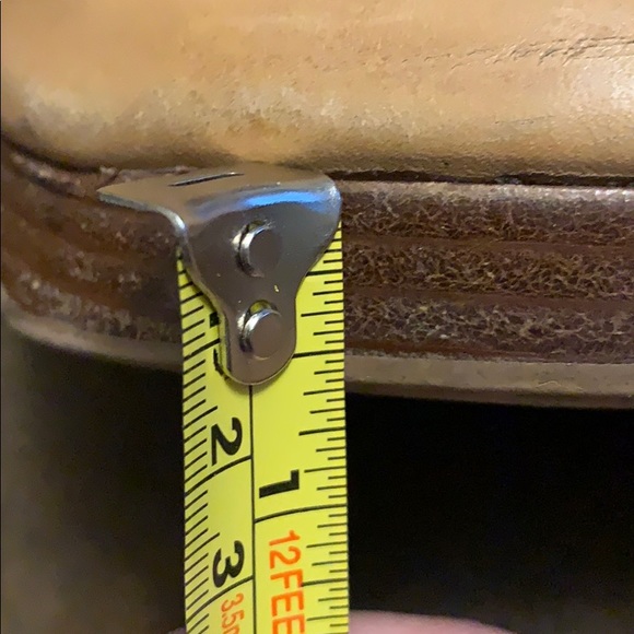 Tan Guess High Heels - Picture 2 of 3